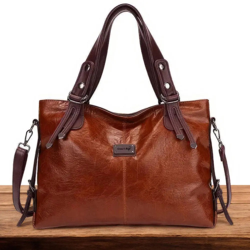 Claire's Travel Bag | Timeless Design